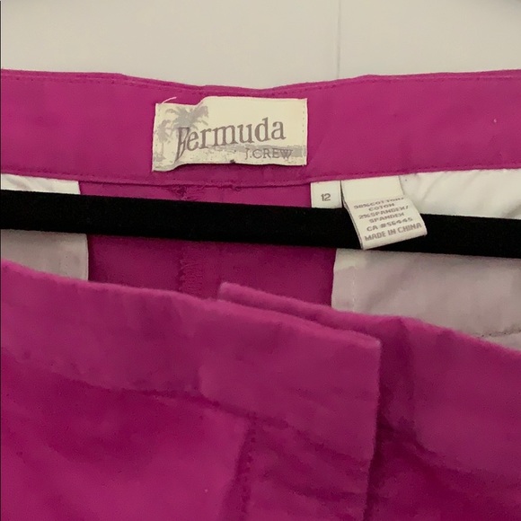 2 pairs of J Crew Bermuda shorts in pink and white - Picture 2 of 4
